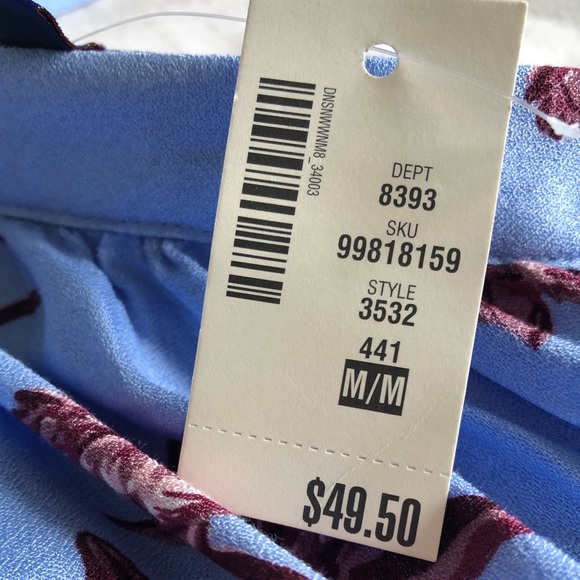 Aeropostale foral high neck cut out shoulder top - Picture 2 of 2